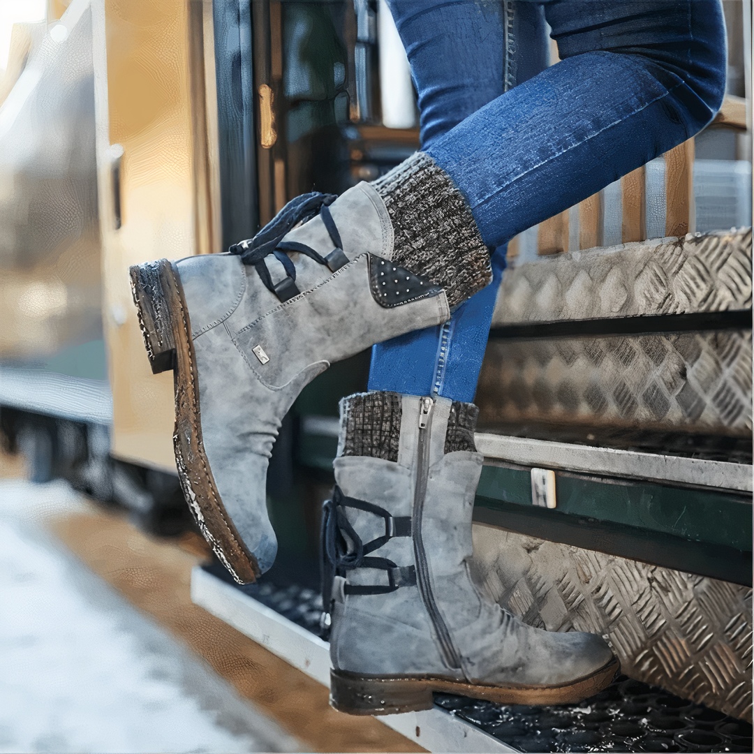 Women's Winter Lace-Up Boots – Cozy & Stylish