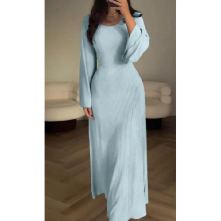 Elegant Winter Maxi Dress with Long Sleeves