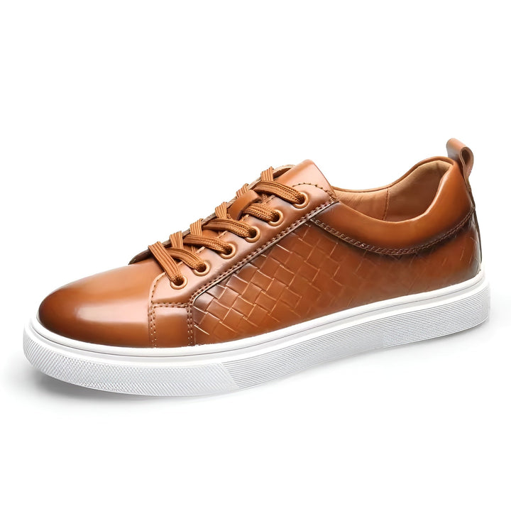 Briar Classic Low Top